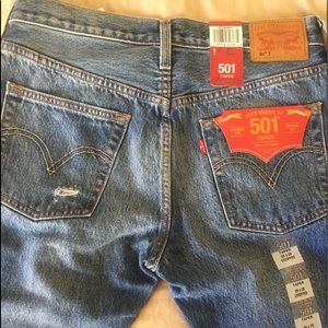 Levi’s 501 Button-Fly Tapered